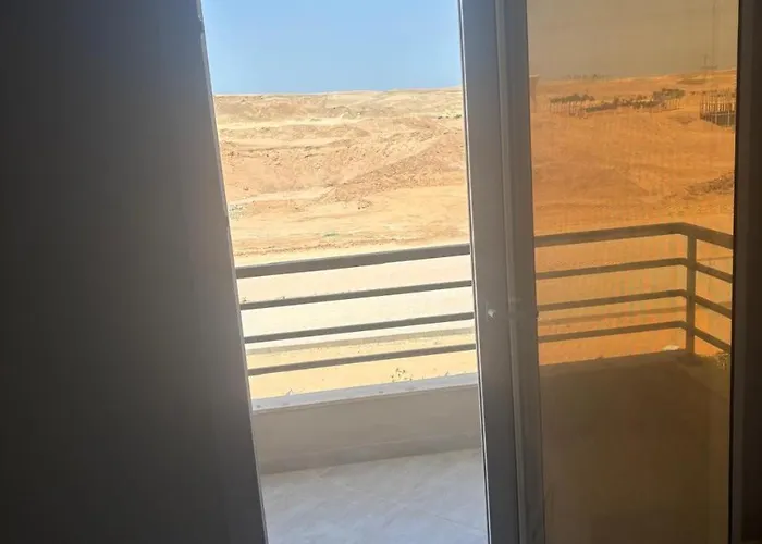 At Panorama View Apartment
